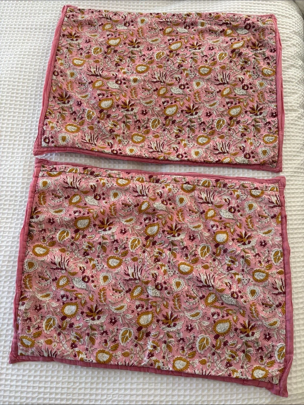 Pottery Barn Shannon Reversible Quilted Floral Pillow Shams Blue Pink Standard